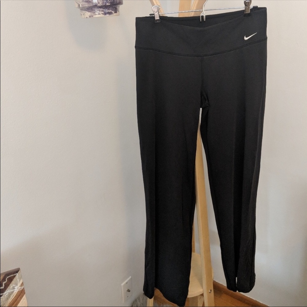 Black Nike Yoga Sweatpants
